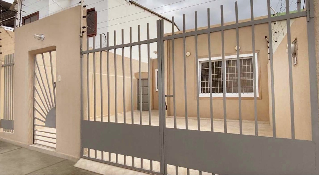 Alquiler Casa GUAYACANES Para Oficina o Vivienda, Guayaquil: Ave. Narcisa de Jesus